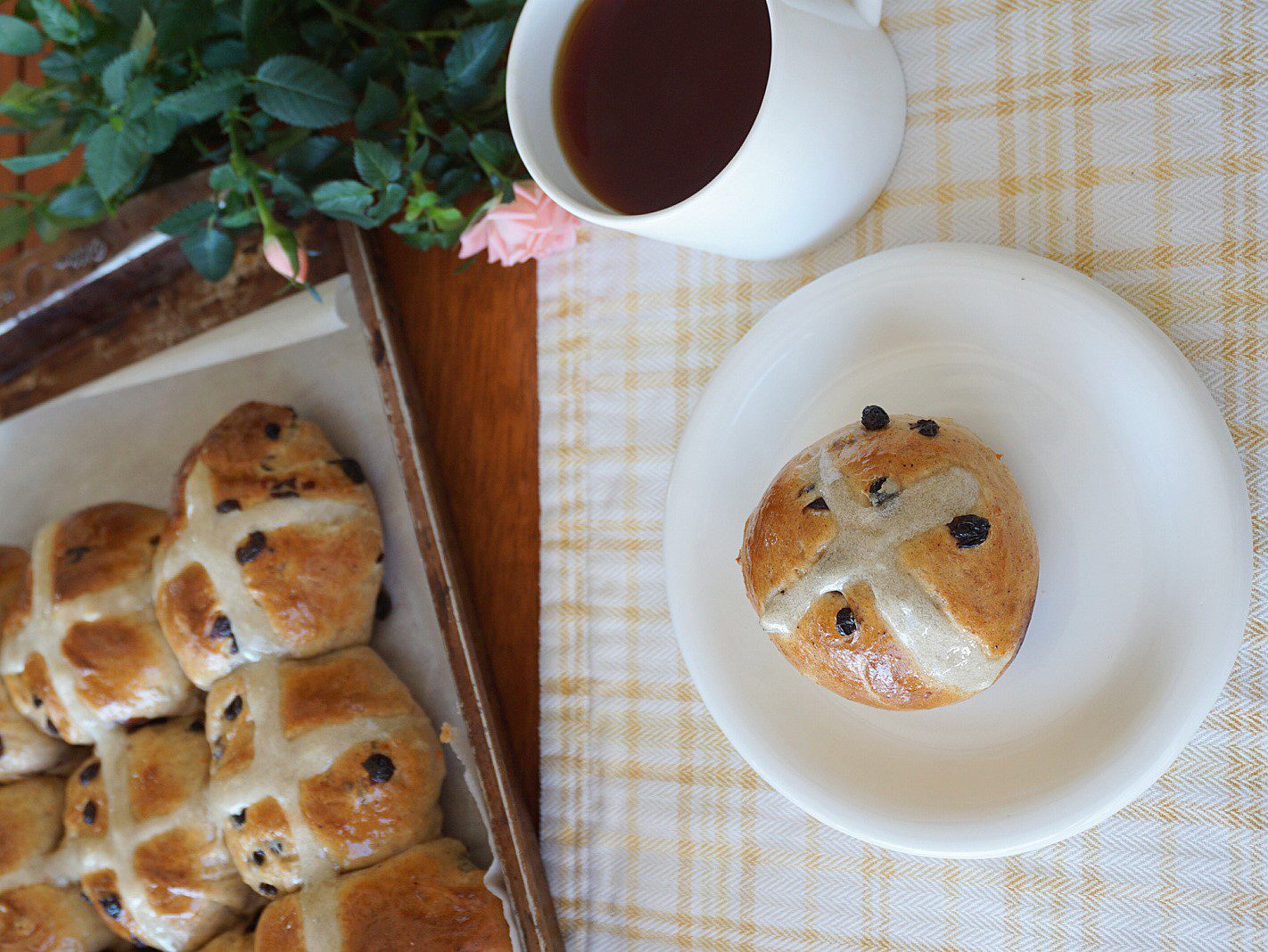 hot cross buns